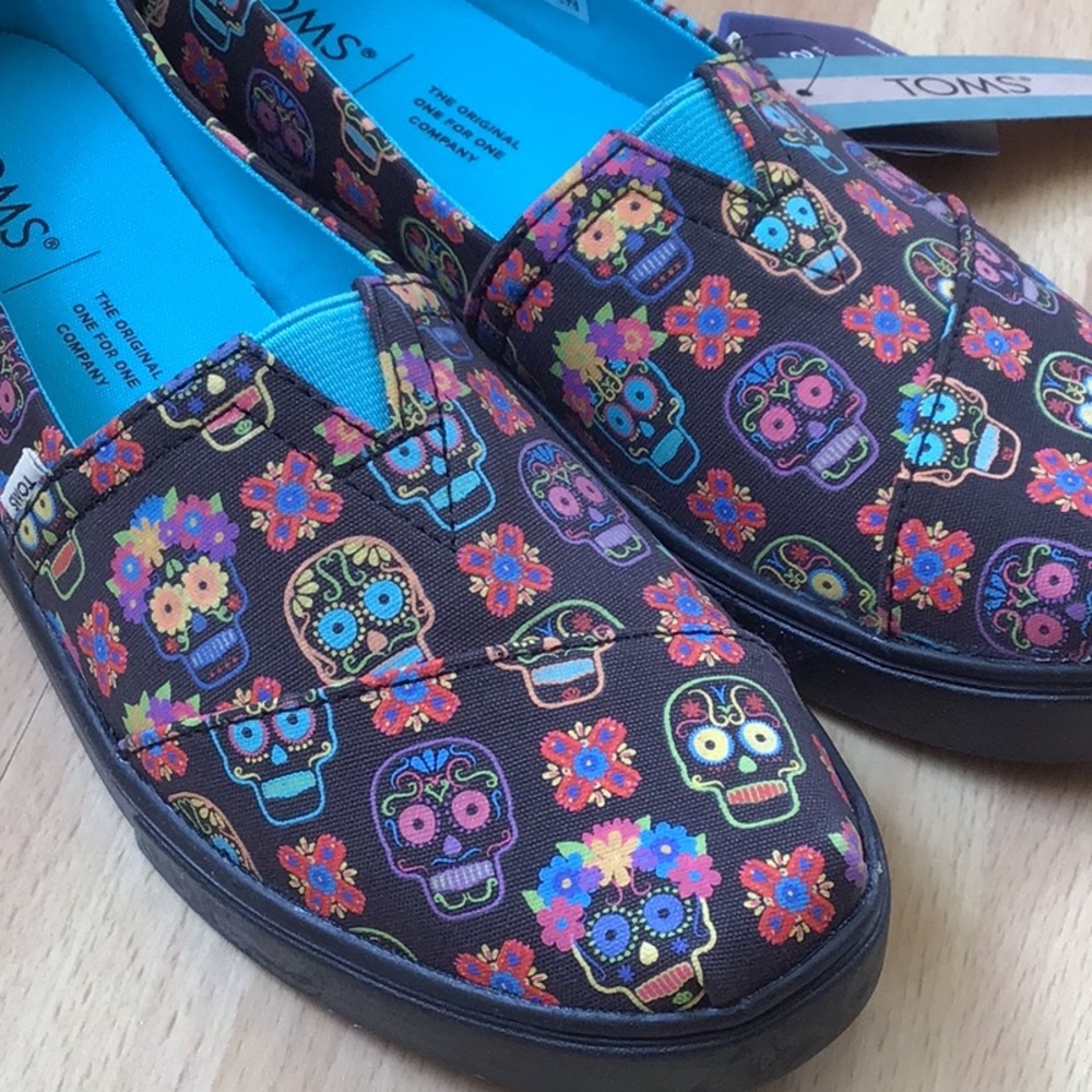 TOMS Glow in the Dark Dia de los Muertos Day of the Dead Alpargatas RARE